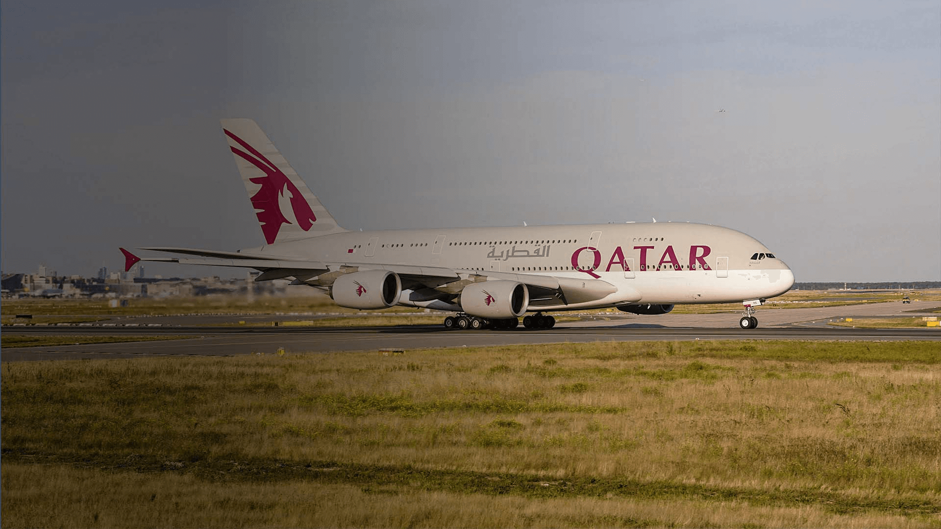 business class flight with Qatar Deal